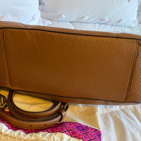 Tory Burch Bag with dust bag. - Picture 3 of 6